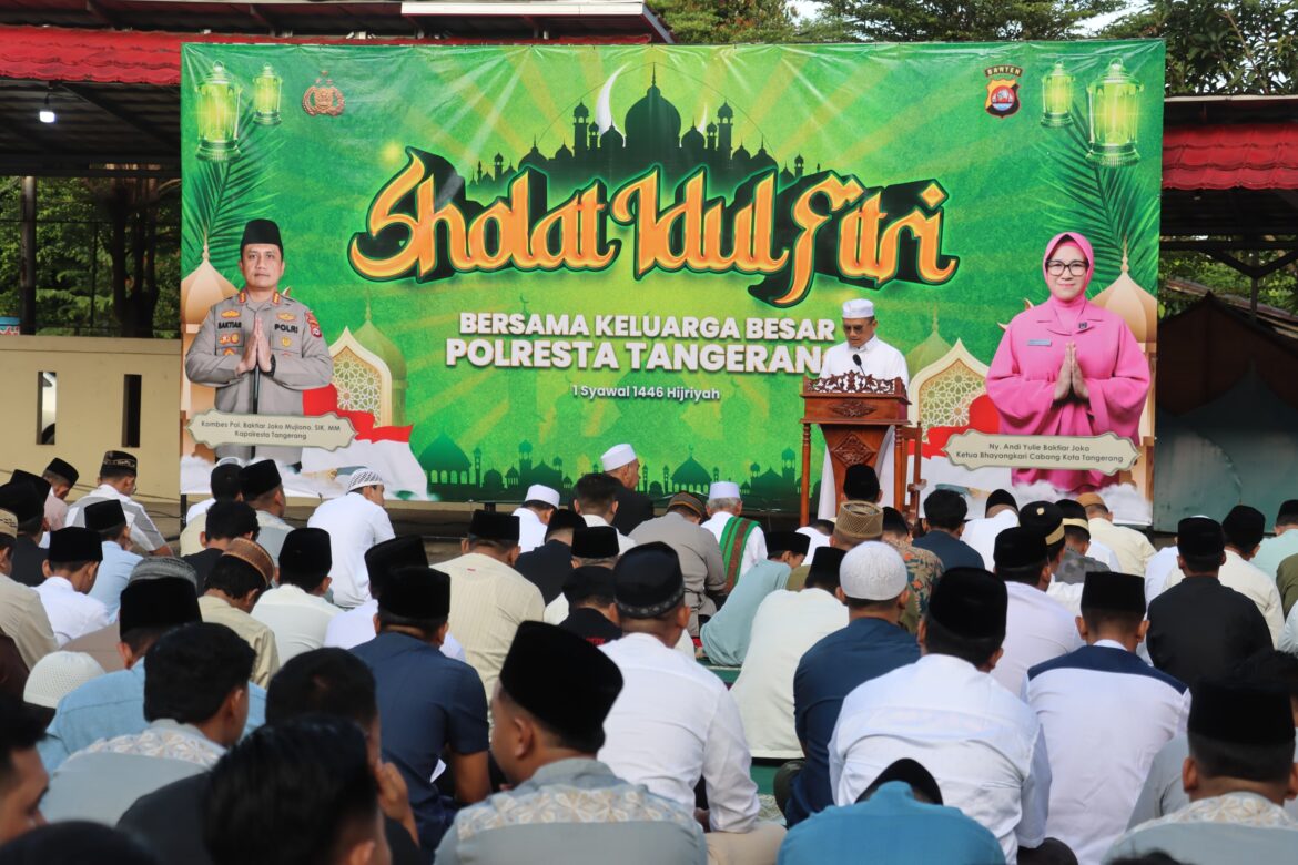 Kapolresta Tangerang Sambut Hari Raya dengan Sholat Idul Fitri dan Halal Bi Halal di Halaman Mapolresta Tangerang