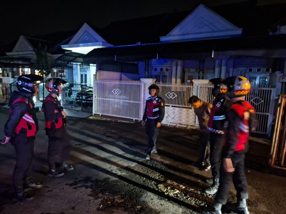Polres Ciamis Gelar Patroli Pengecekan Rumah Kosong yang Ditinggalkan Pemilik Saat Mudik