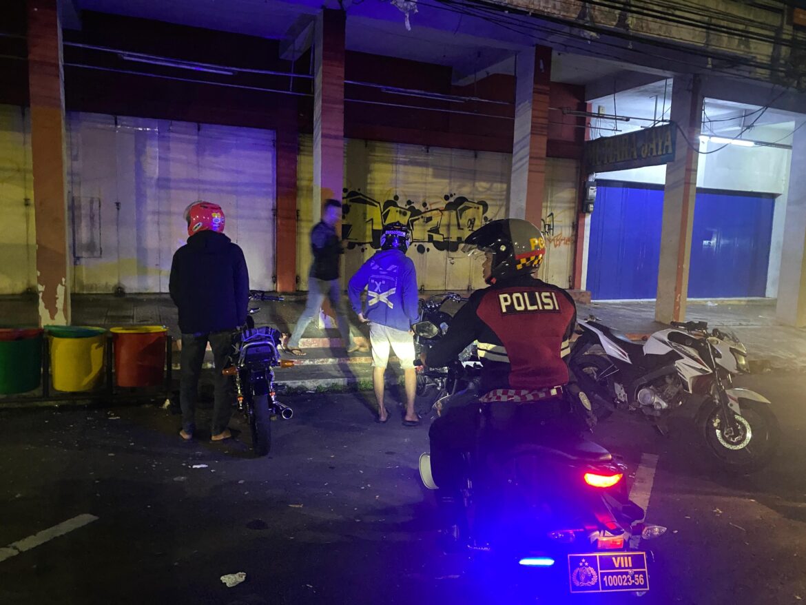 Cipkon Libur Lebaran 2025, Satgas Preventif Ops Ketupat Lodaya Patroli di Ruko Pasar Ciamis