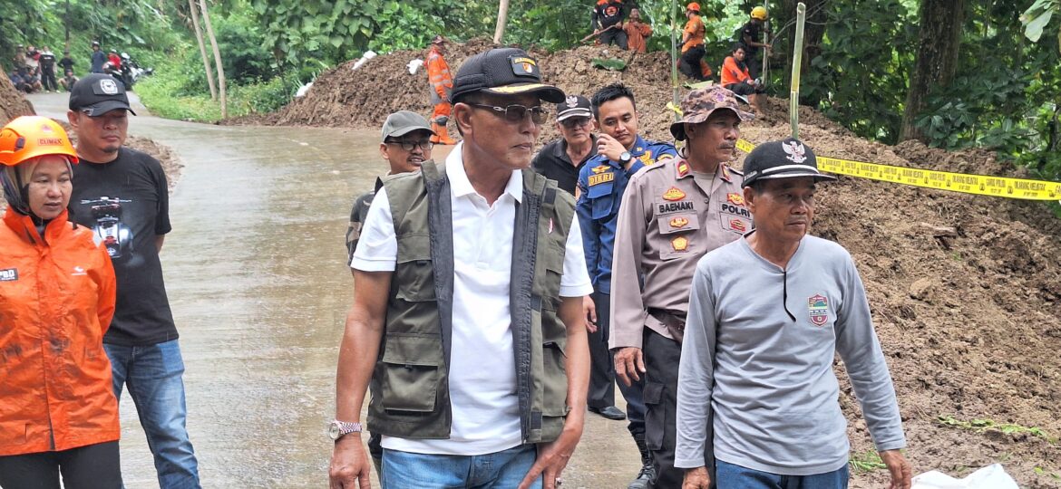 Longsor Terjang Pamarican, Warga Trauma : Bupati Ciamis Terjun Langsung Pastikan Penanganan Cepat