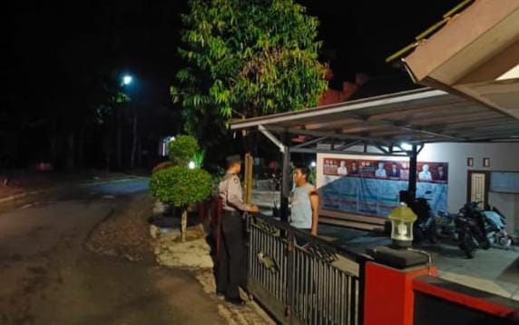 Berikan Rasa Nyaman, Polsek Cimaragas Patroli Biru Saat Malam Pasca Libur Lebaran Tahun 2025