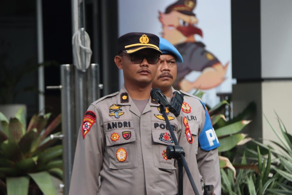 Kabag Ops Polresta Tangerang Pimpin Apel Pagi, Tekankan Disiplin dan Pelayanan Prima kepada Masyarakat
