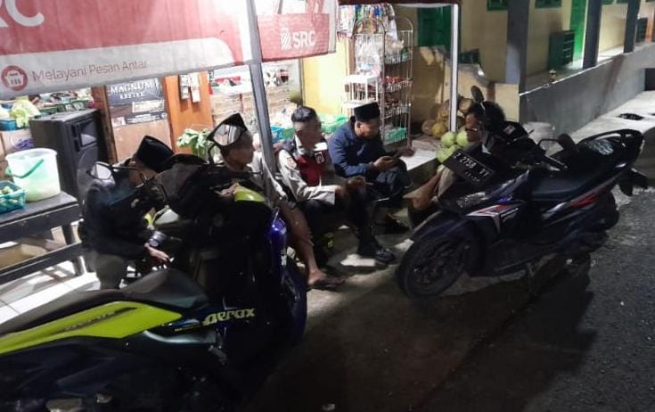Antisipasi Gangguan Kamtibmas, Polsek Rancah Polres Ciamis Patroli Kamtibmas di Malam Hari