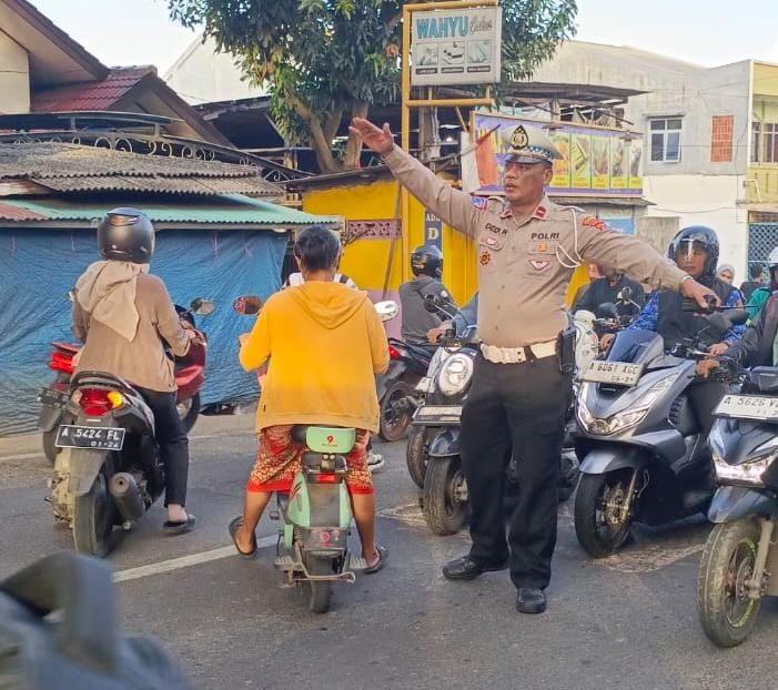 Strong Point Pagi Hari Polsek Balaraja Dalam Mewujudkan Pelayanan Prima Kepada Masyarakat di Wilayah