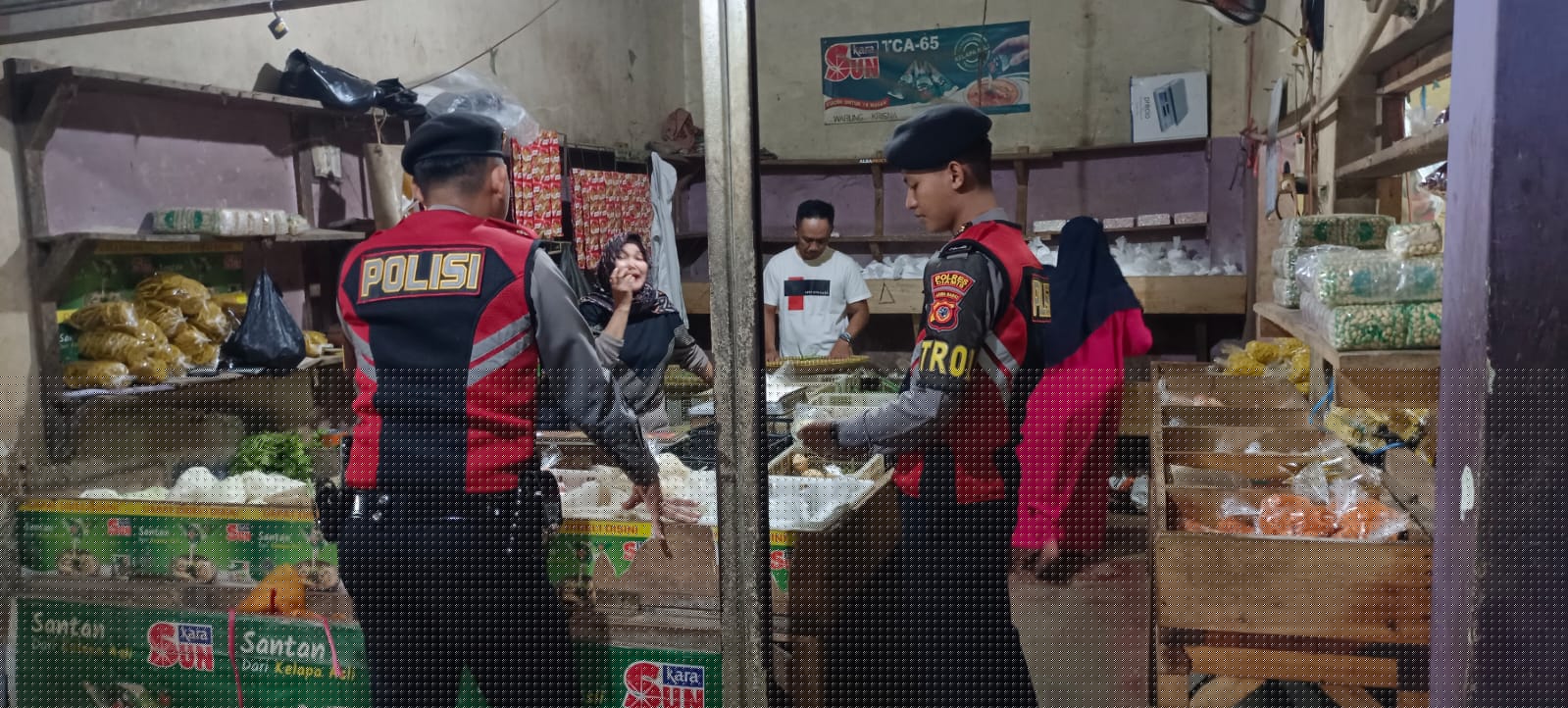 Pastikan Harga Aman di Pasaran, Polres Ciamis Awasi Bahan Pokok di Pasar Imbanagara Ciamis