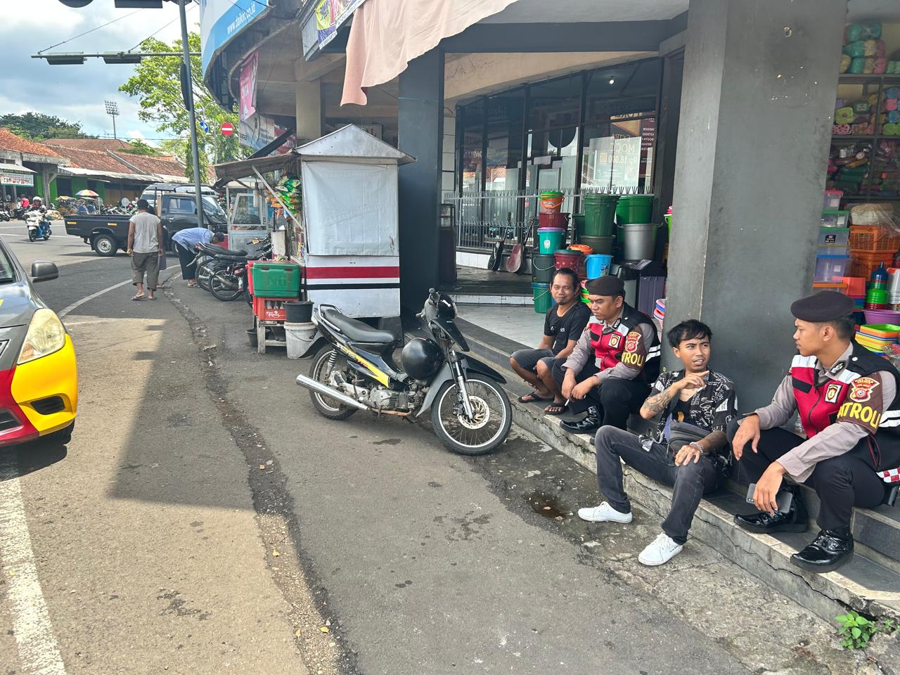 Jaga Harkamtibmas, Patroli Perintis Presisi Polres Ciamis Datangi Kawasan Ruko Terminal Ciamis