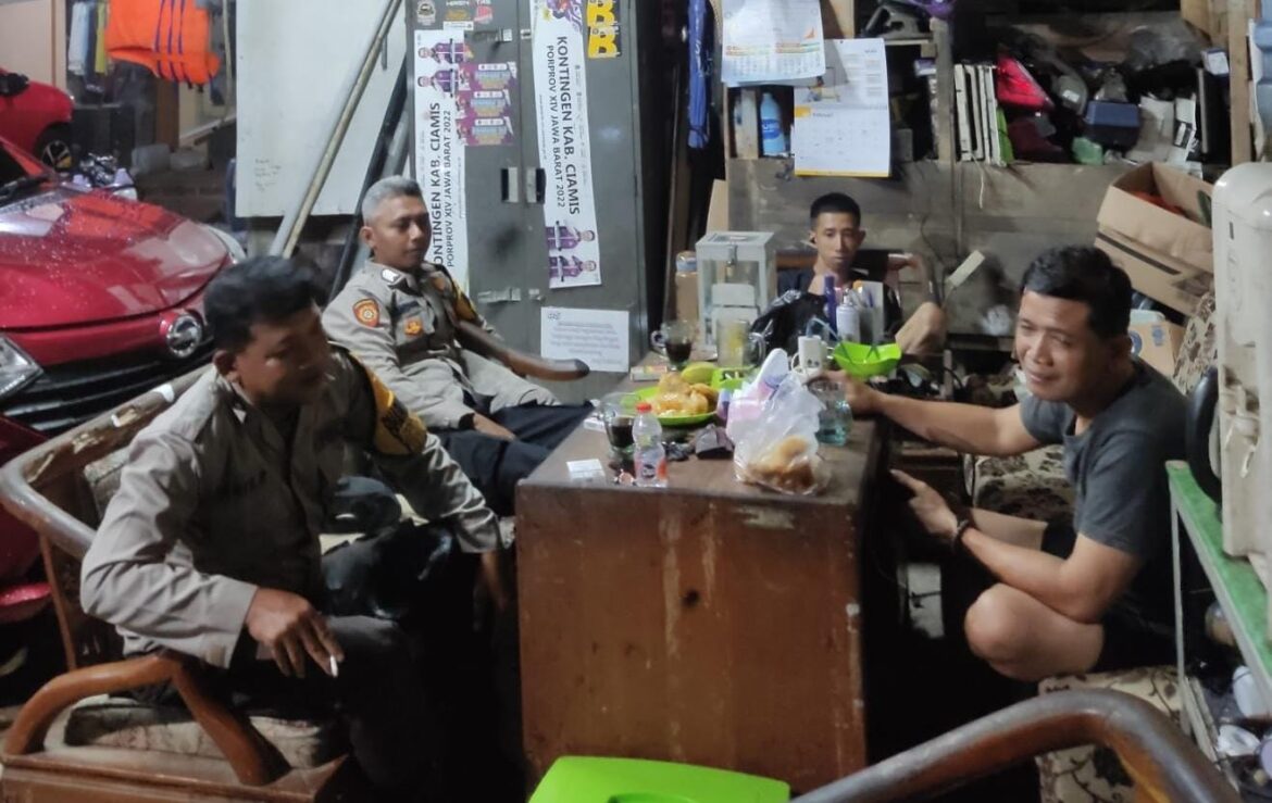 Cegah Gangguan Kamtibmas Saat Malam, Polsek Ciamis Polres Ciamis Intensifkan Patroli ke Jalan