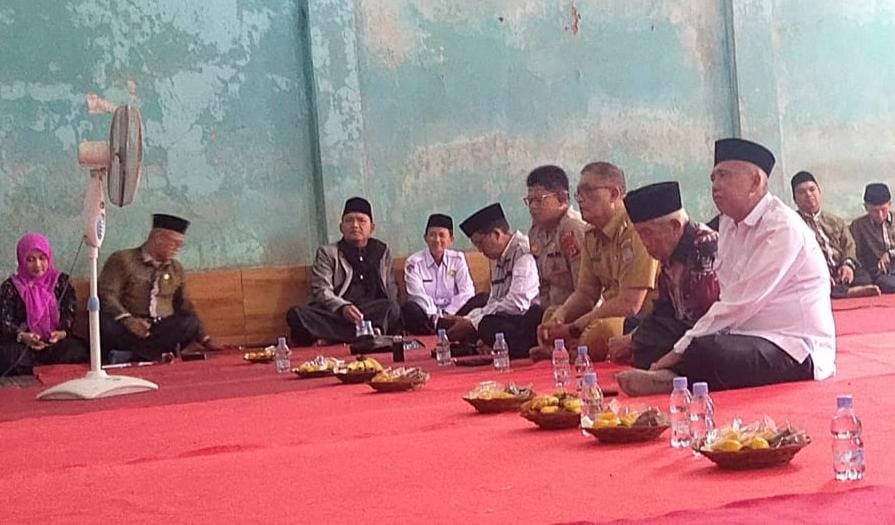 Polsek Cihaurbeuti Polres Ciamis Hadiri Acara Halal Bi Halal Kementerian Agama Kecamatan Cihaurbeuti