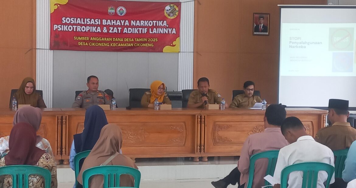 Polsek Cikoneng Polres Ciamis Ikut dan Edukasi Bahaya Narkoba ke Sekolah dan Warga di Kecamatan Cikoneng