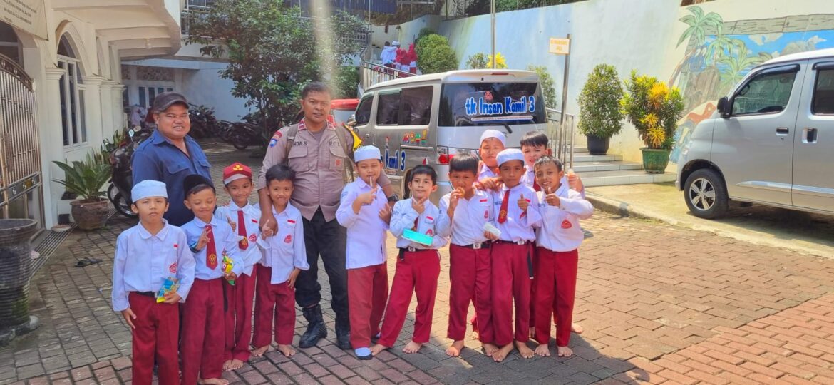 Bhabinkamtibmas Wilayah Hukum Polsek Dramaga Giat Polisi Sahabat Anak, Wujud Pelayanan Polri Untuk Masyarakat