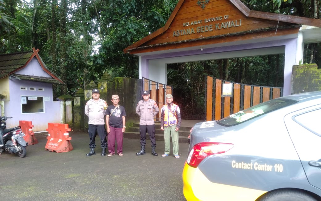 Posek Kawali Polres Ciamis Patroli Siang Hari Cipkon Kamtibmas Kondusif Saat Lebaran 2025