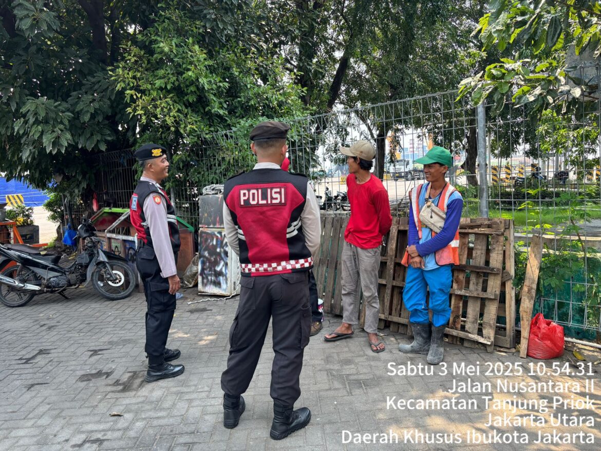 “Satsamapta Polres Pelabuhan Tanjung Priok Giatkan Patroli Dialogis untuk Ciptakan Kamtibmas Aman”