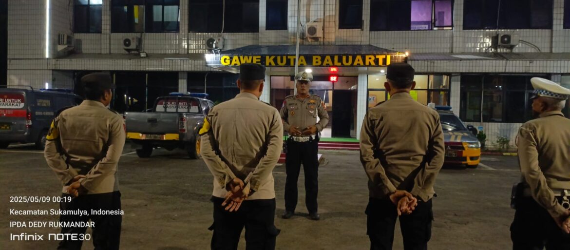 Personil Polsek Balaraja Giat Rutinitas Apel Malam Dalam Mengantisipasi Guantibmas di Wilayah