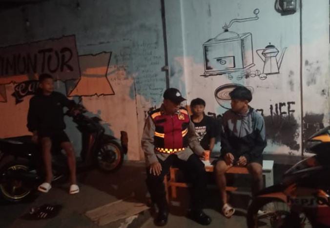 Cipkon Di Jam Rawan, Personel Polsek Sukadana Polres Ciamis Patroli Kamtibmas Hingga Subuh