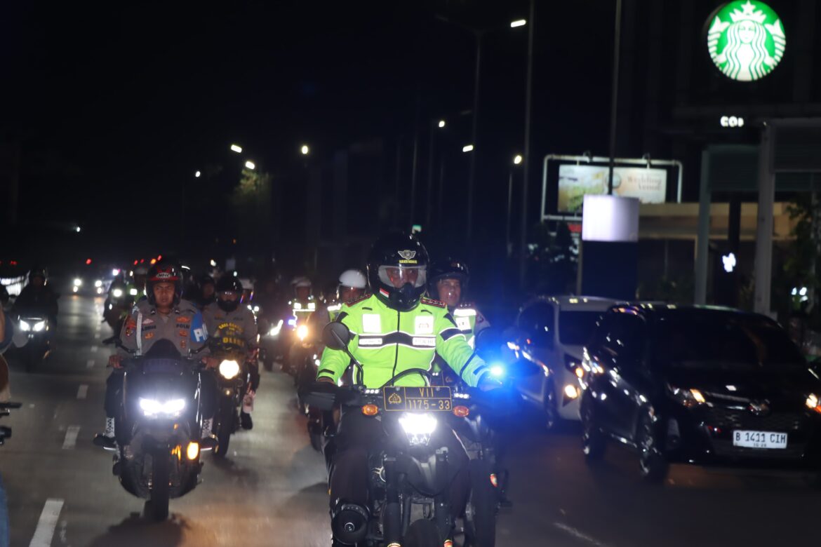 Kapolres Pimpin Patroli Bermotor Antisipasi Premanisme di Tangerang