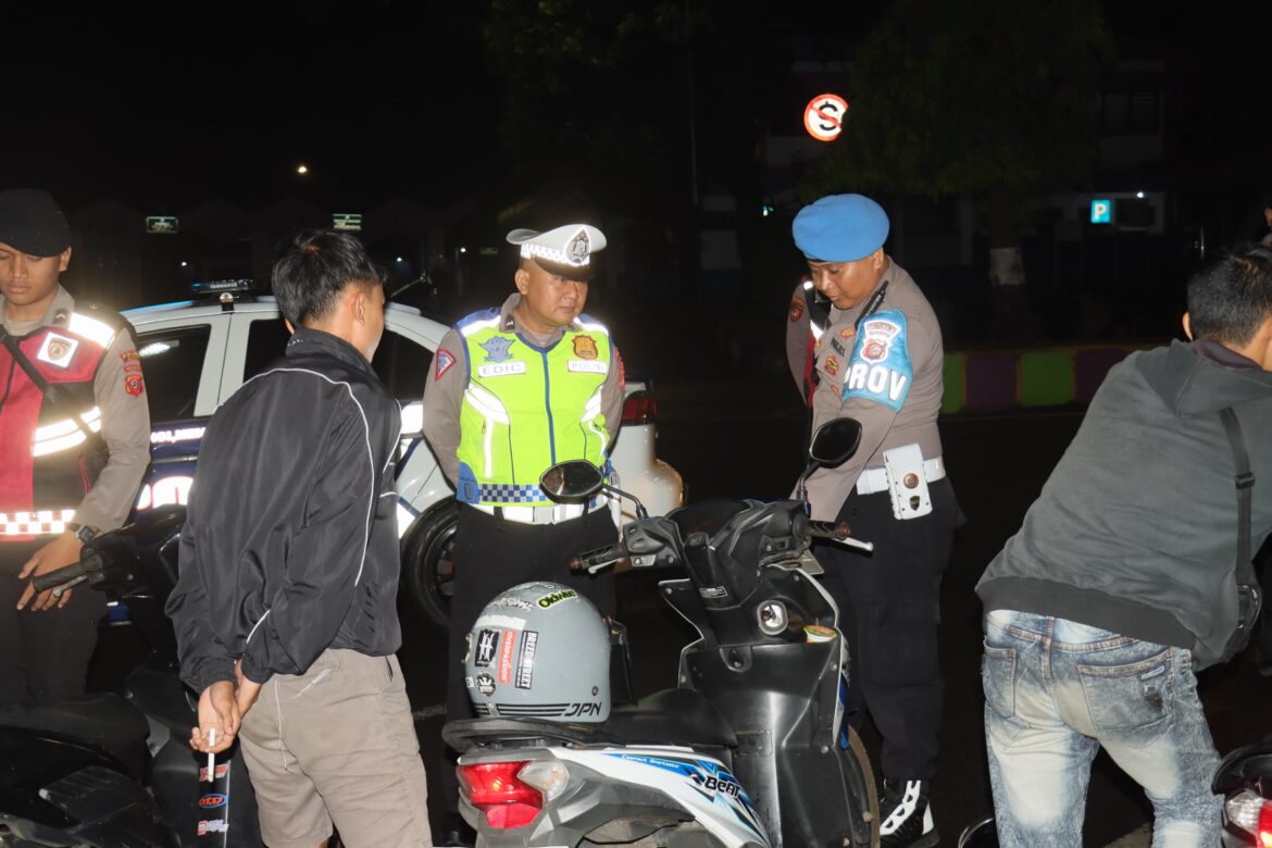 Berikan Rasa Nyaman, Polres Ciamis Lakukan Patroli KRYD Skala Besar di Akhir Pekan