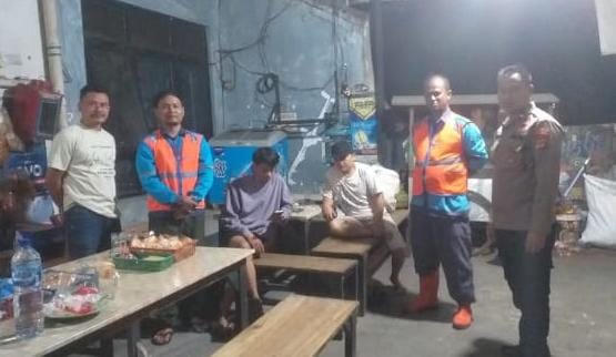 Berikan Rasa Nyaman Warga, Polsek Panumbangan Polres Ciamis Patroli di Malam Hari