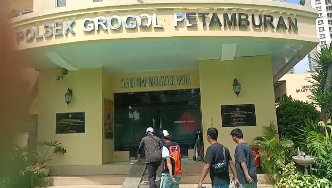 Tiga Pak Ogah dan Jukir Liar Diamankan Polsek Grogol Petamburan dalam Operasi Berantas Jaya 2025