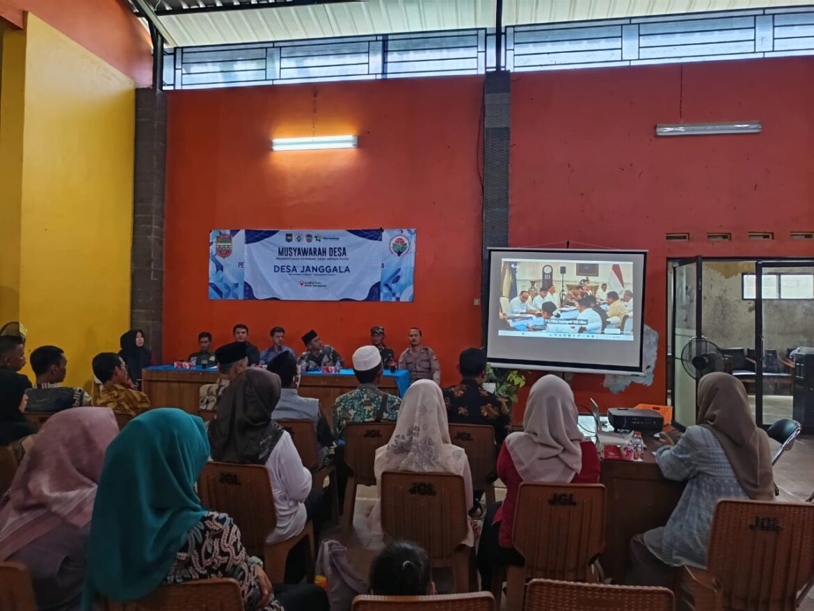 Polsek Cimaragas Ikuti Musdes Sus Pembentukan Koperasi Merah Putih di Desa Janggala