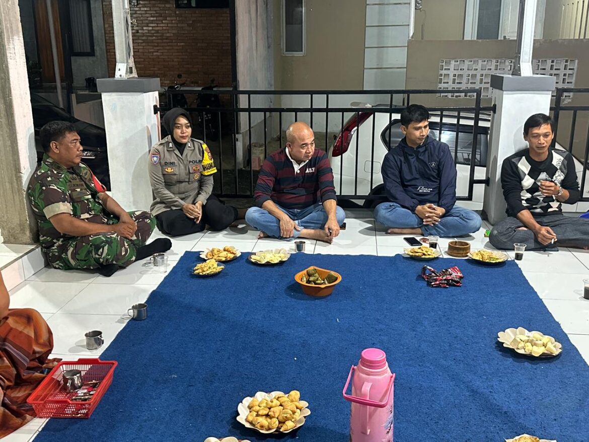Perkuat Sinergitas, Polsek Ciamis Polres Ciamis Koorkom ke Pemuda di Desa Mekarjadi