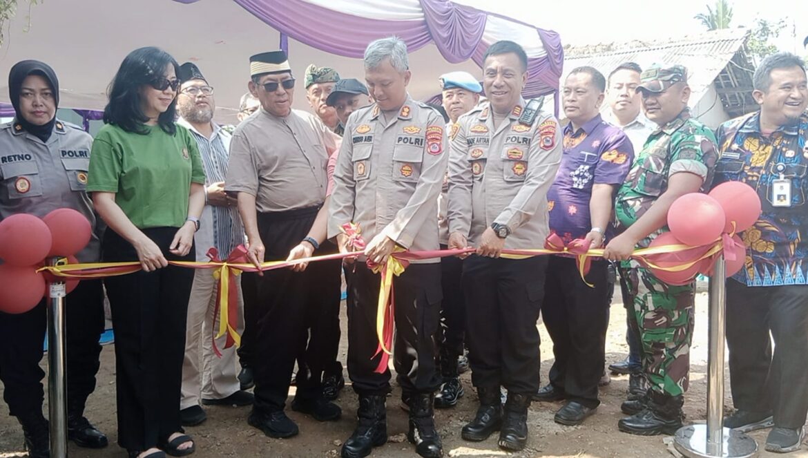 Peresmian Sarana Air Bersih di Kampung Ranca Sadang, Desa Sodong oleh Wakapolresta Tangerang dan Kapolsek Tigaraksa