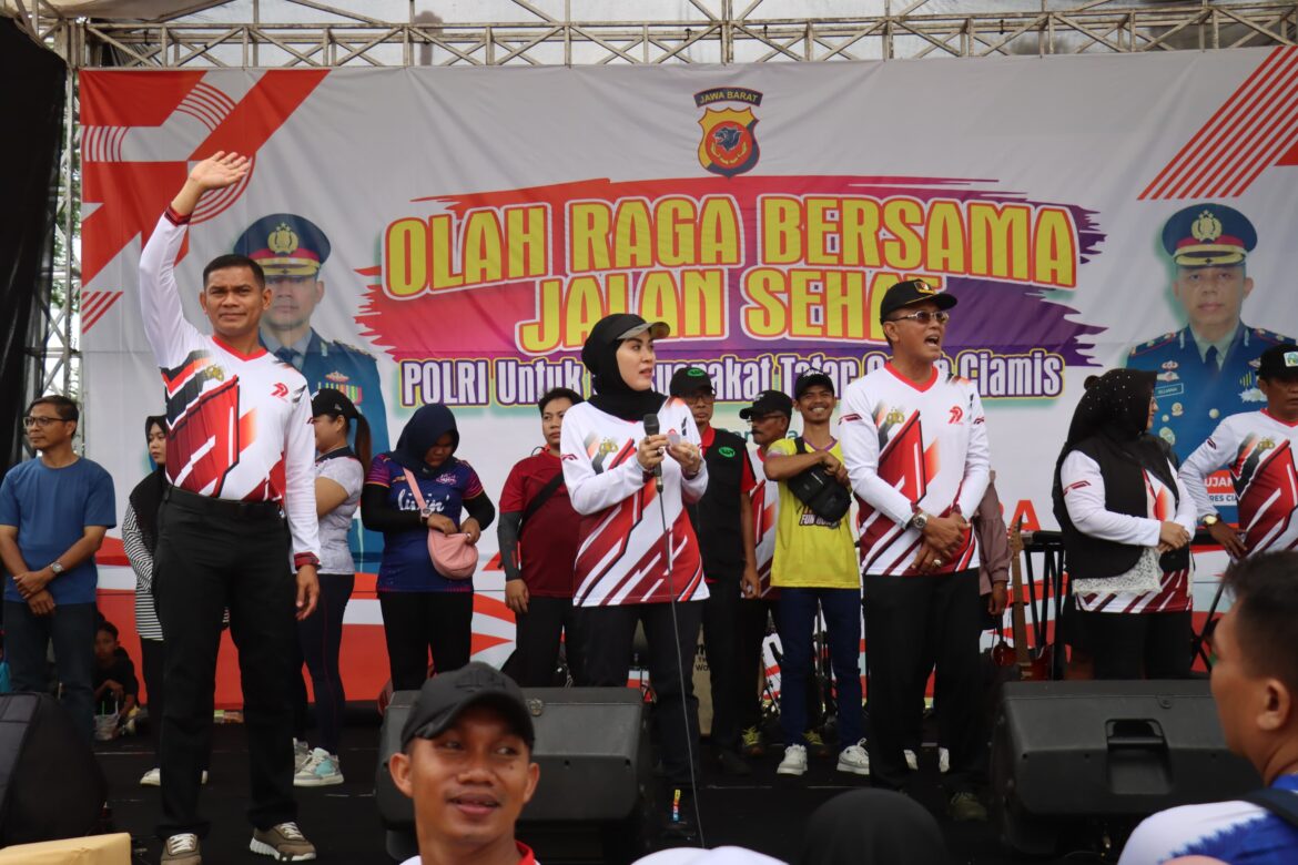 Padati Alun Alun Ciamis, Belasan Ribu Masyarakat Ikut Bahagia Rayakan Hari Bhayangkara ke 79