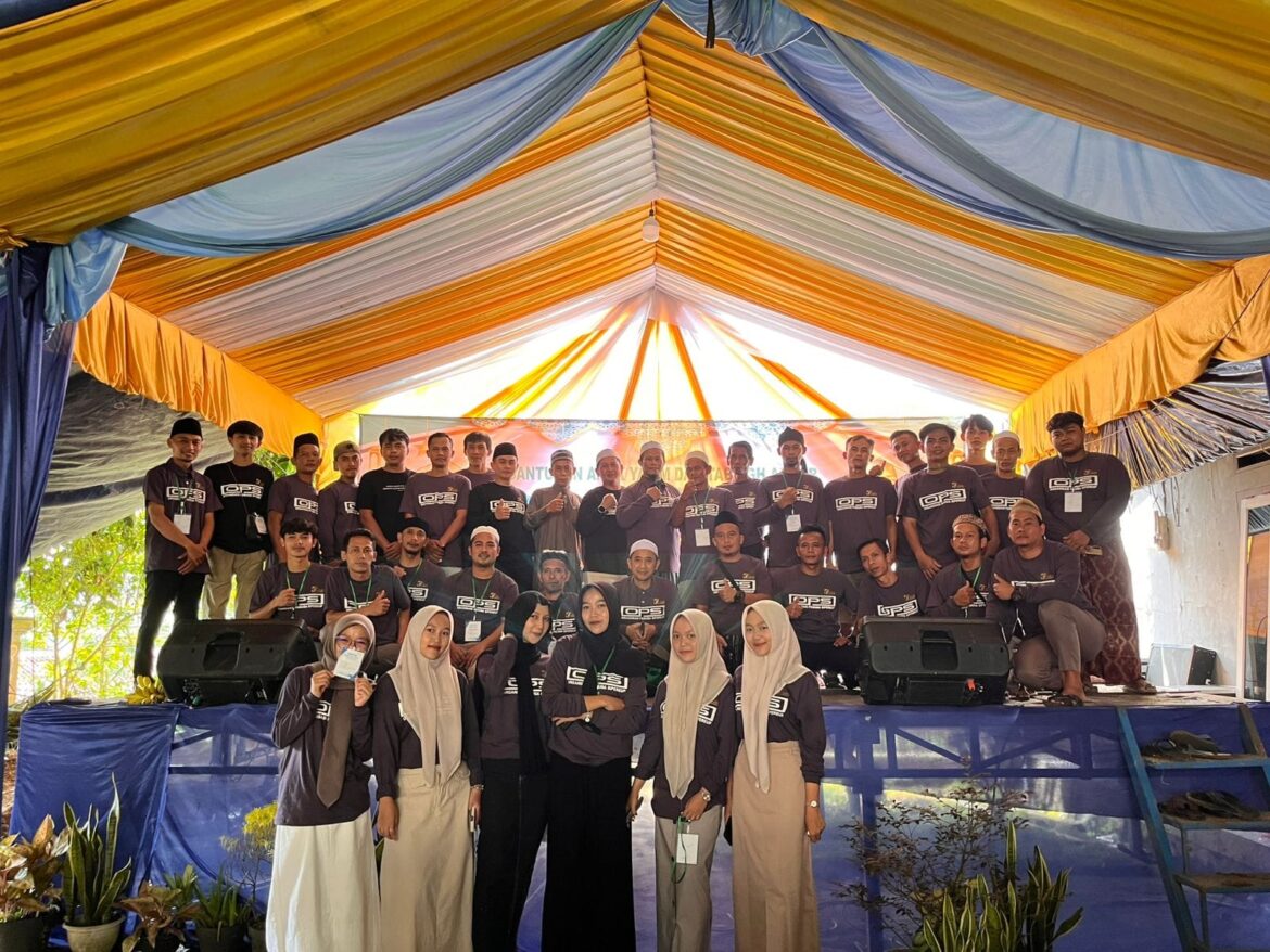 Memperingati Lebaran Yatim 10 Muharram OPS (Organisasi Pemuda Sipeureup) Gelar Santunan Anak Yatim Dan Jompo