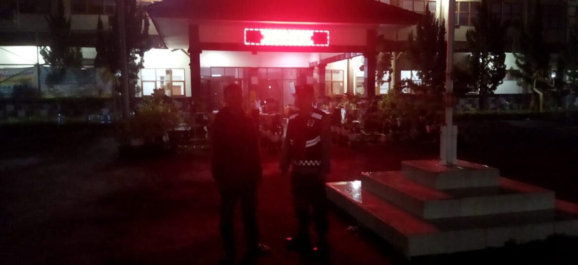 Polsek Cihaurbeuti Polres Ciamis Patroli Biru Antisipasi Gangguan Kamtinmas di Masyarakat