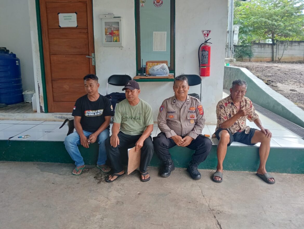 Perkuat Sinergitas, Kapolsek Sukadana Polres Ciamis Koorkom Kamtibmas ke Warga Ciparigi