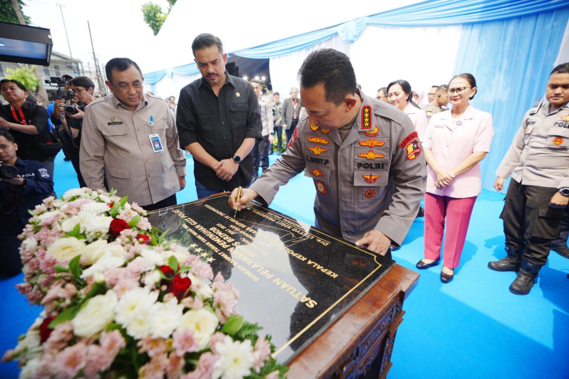 Kapolri Resmikan 28 SPPG Polri, Instruksikan Perkuat Quality Control
