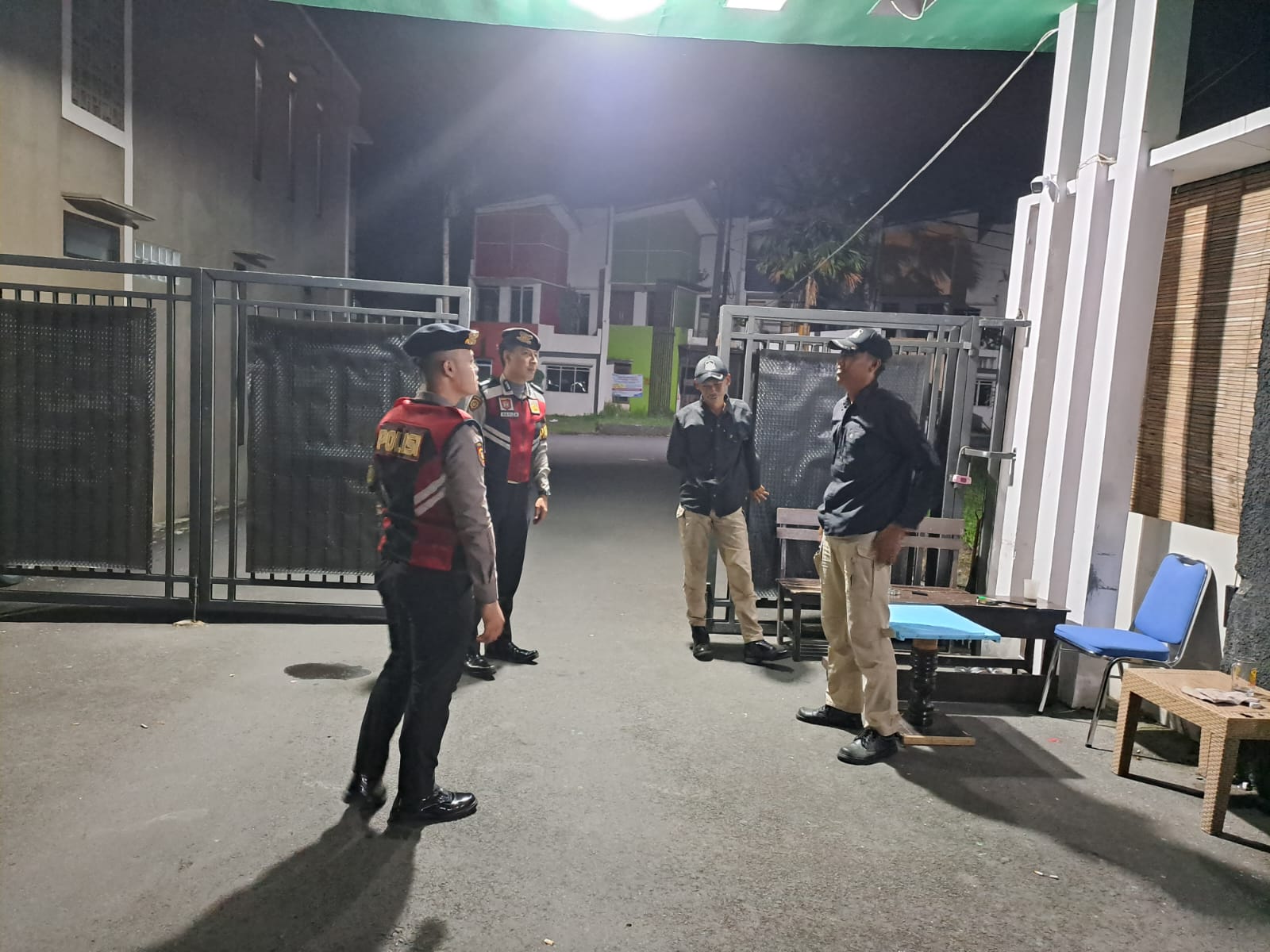 Cipkon Jam Rawan, Sat Samapta Polres Ciamis Patroli ke Perum Garden City Beri Imbauan Kamtibmas