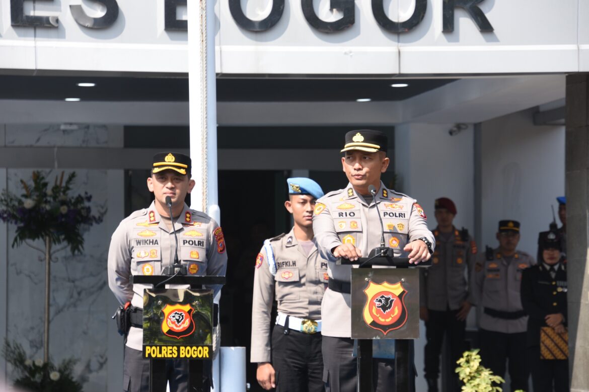 Penuh Haru dan Apresiasi, Polres Bogor Gelar Farewell Parade untuk AKBP Rio Wahyu Anggoro