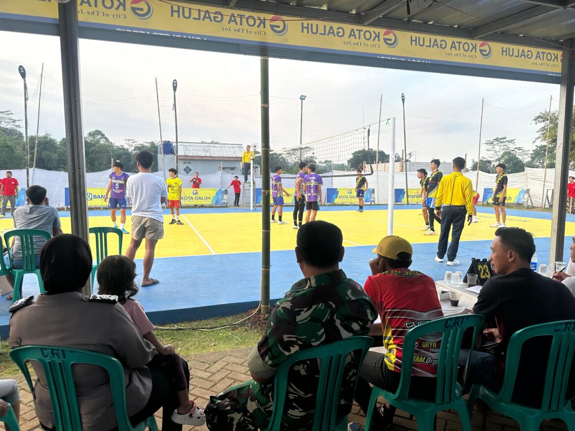 Polsek Ciamis Polres Ciamis Monitoring Pertandingan Bola Voli Vollker Cup