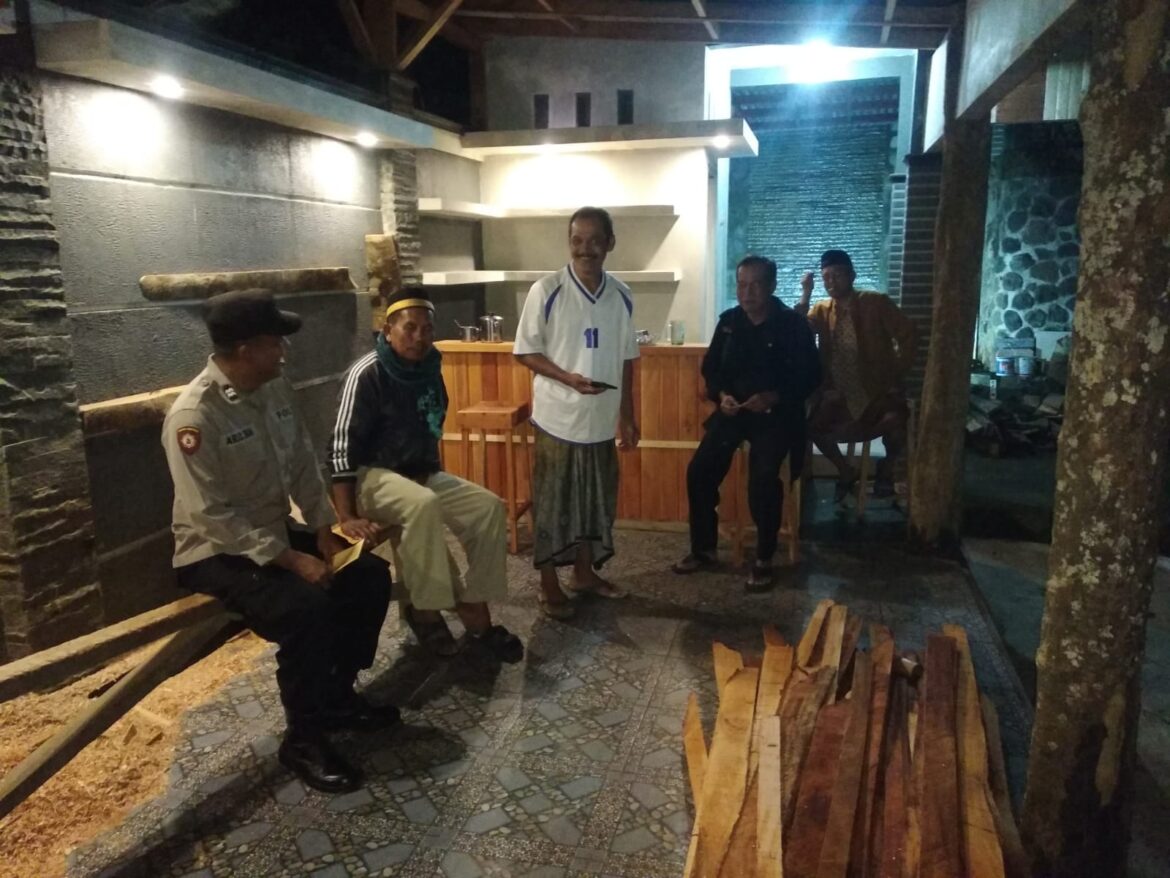 Cipkon Kamtibmas Saat Malam, Polsek Ciamis Polres Ciamis Intensifkan Patroli ke Jalan