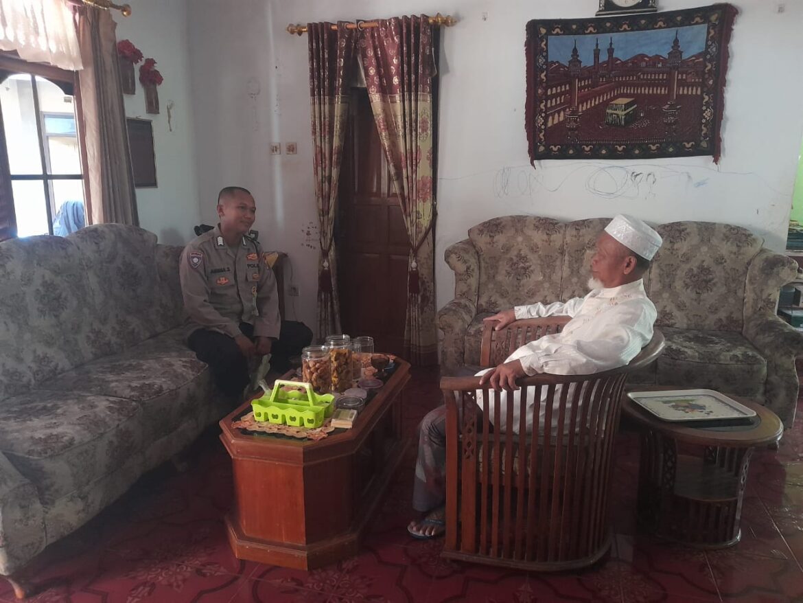 Perkuat Sinergitas, Polsek Rajadesa Polres Ciamis Koorkom Kamtibmas ke Ponpes di Cibingbin