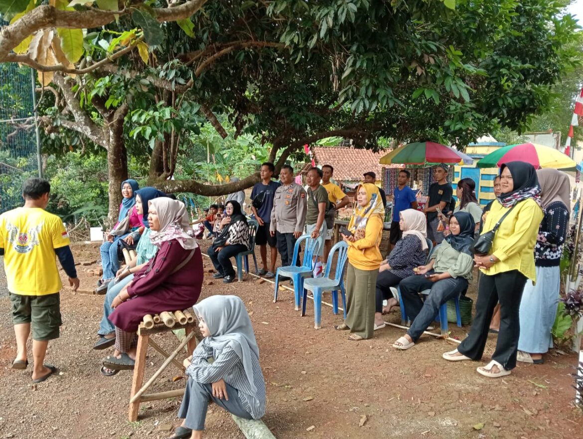 Polsek Sukadana Monitoring Turnamen Bola Voli Antar Dusun Peringatan HUT ke-80 RI Desa Ciparigi