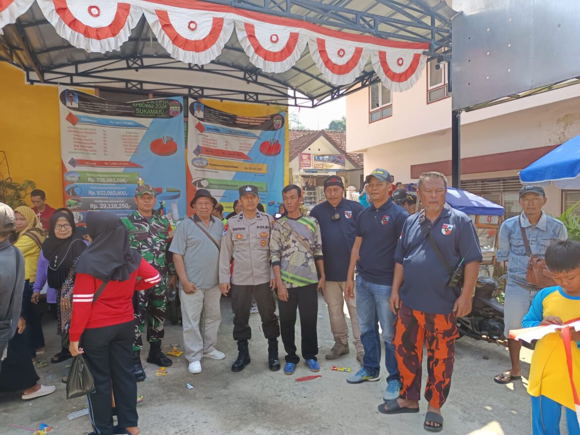 Polsek Cihaurbeuti Polres Ciamis Monitoring Jalan Santai Peringatan HUT ke-80 RI di Sukamaju