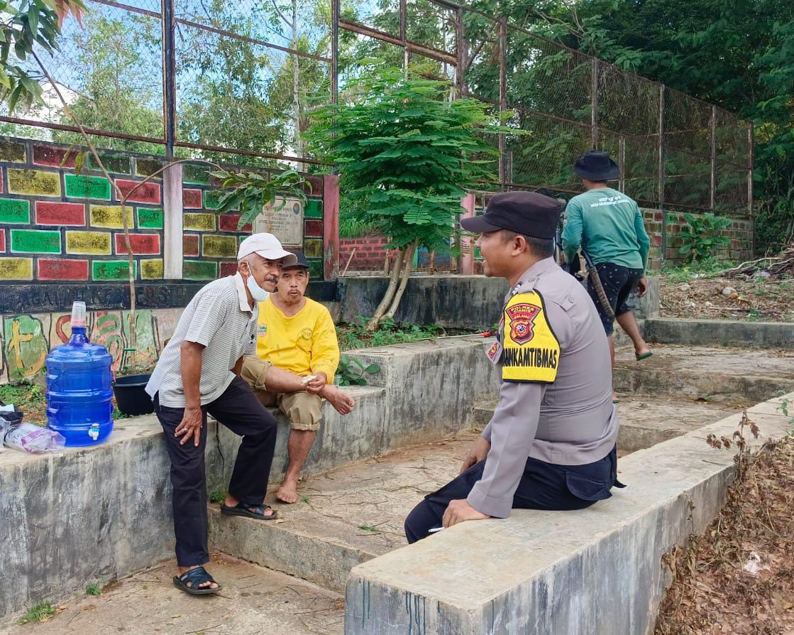 Perkuat Sinergitas, Polsek Sukadana Polres Ciamis Koorkom Bareng Warga di Desa Salakaria