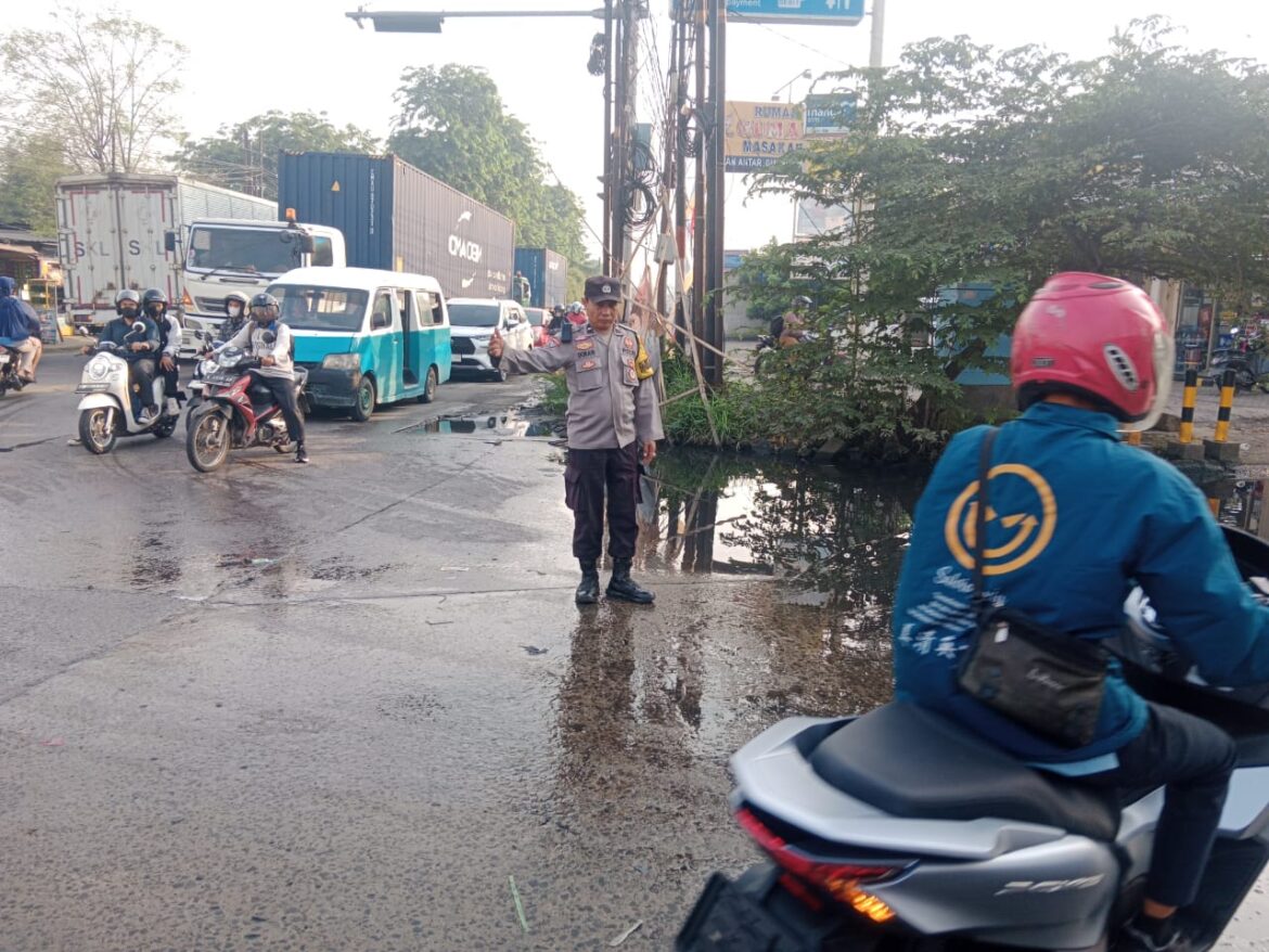 Strong Point Pagi Polsek Balaraja Polresta Tangerang Dalam Mewujudkan Pelayanan Prima Kepada Masyarakat Pengguna Jalan di Wilayah