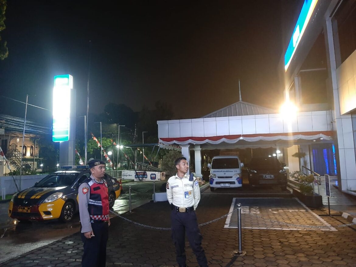 Sat Samapta Polres Ciamis Patroli Kamtibmas ke Obvit di Jam Rawan, Kantor Perbankan Jadi Sasaran