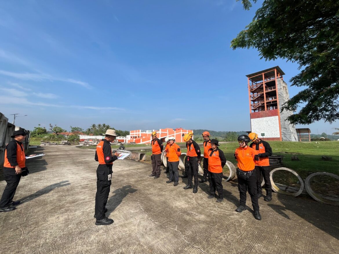 Tingkatkan Profesionalisme, Ditpolsatwa Baharkam Polri Gelar Latihan SAR Anjing Pelacak
