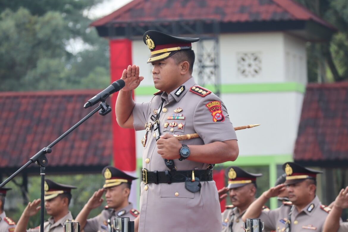 Pimpin Upacara, Kapolresta Tangerang Sebut Hari Juang Polri Momentum untuk Semakin Menyalakan Semangat Melayani Masyarakat