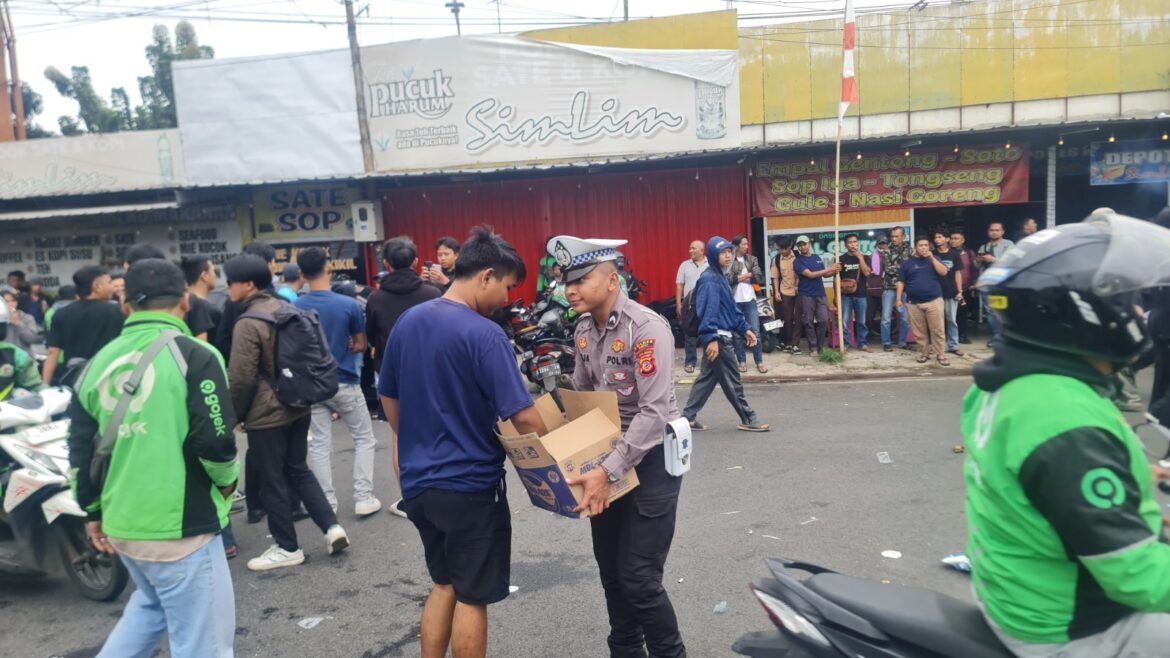 Ribuan Driver Online Gelar Aksi Damai, Polres Garut Lakukan Pengamanan Humanis