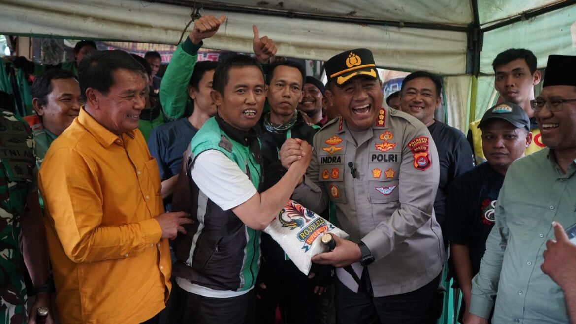 Polresta Tangerang dan Forkopimda Gelar Silaturahmi dan Baksos Bersama Komunitas Ojol