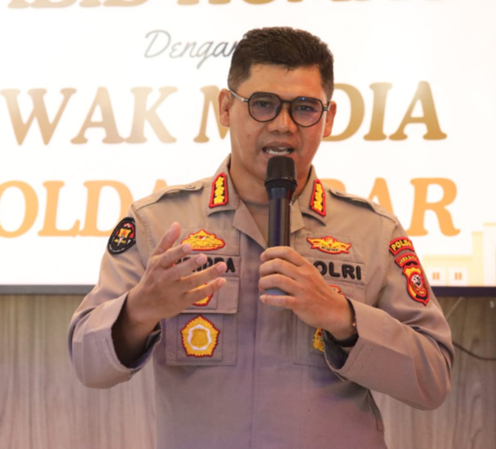 Penanganan Pengaduan Paket Mencurigakan yang Berisi Kepala Babi