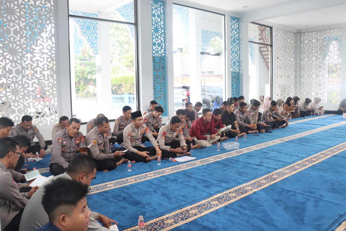 Binrohtal Rutin Polres Garut: Tingkatkan Keimanan, Mantapkan Profesionalisme