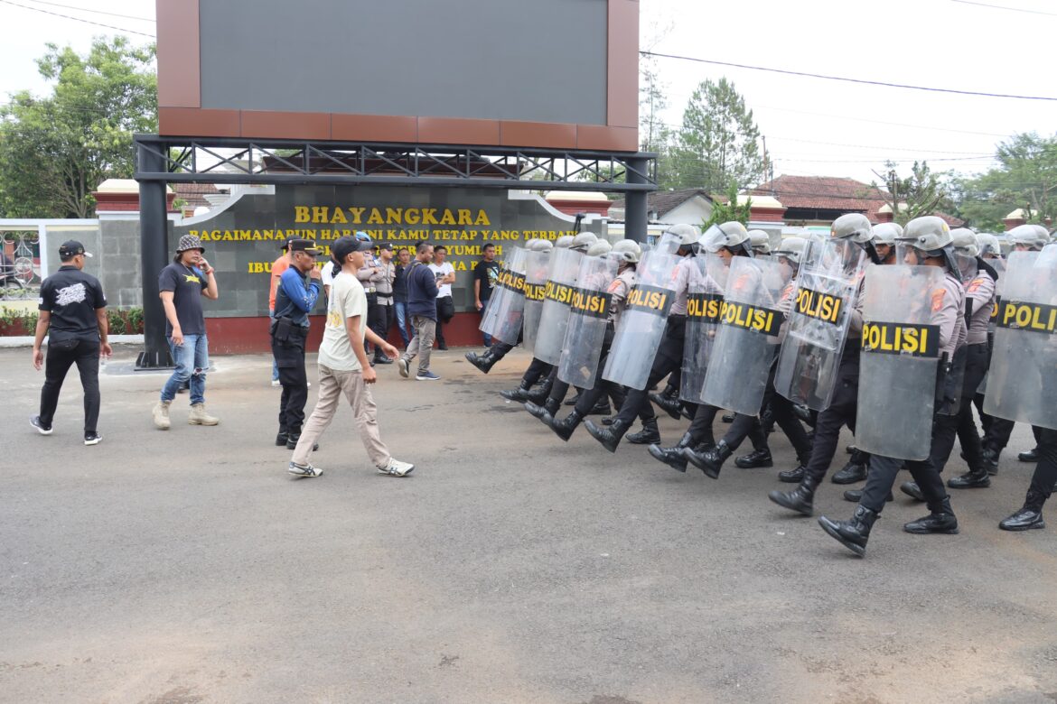 Antisipasi Gangguan Kamtibmas, Polres Ciamis Gelar Latihan Dalmas