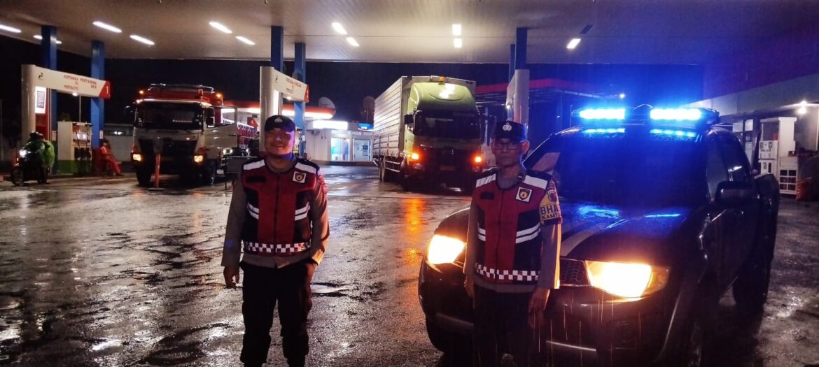 Polsek Cihaurbeuti Polres Ciamis Patroli Biru Antisipasi Gangguan Kamtinmas di Masyarakat