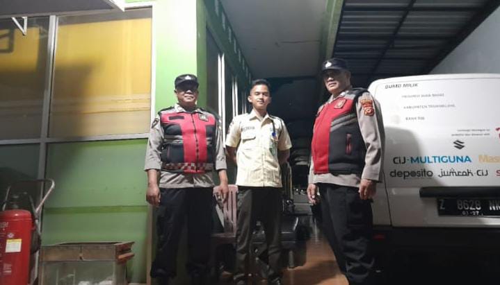 Antisipasi Gangguan Kamtibmas, Polsek Rancah Polres Ciamis Patroli Kamtibmas di Malam Hari