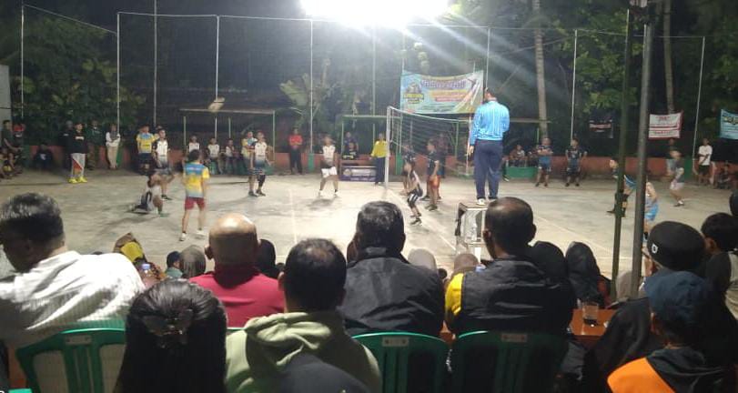 Polsek Pamarican Polres Ciamis Monitoring Turnamen Bola Voli Antar Desa